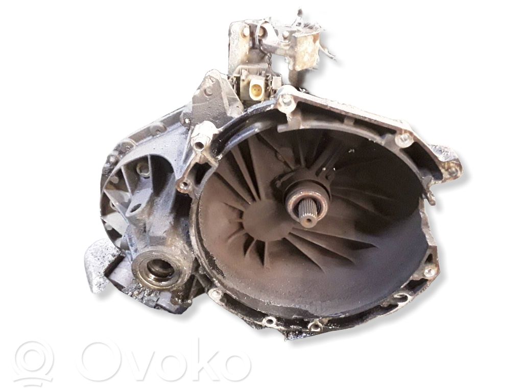 Manual 5 speed gearbox   6C1R7002AB,T1GB3