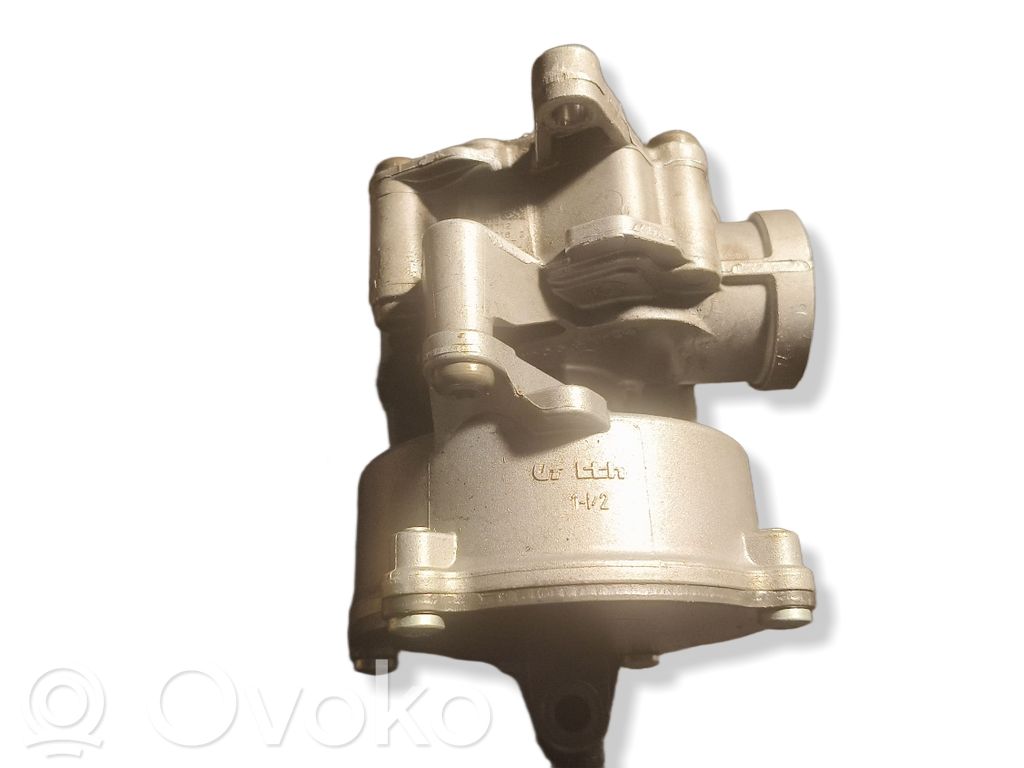 Oil pump   059103T