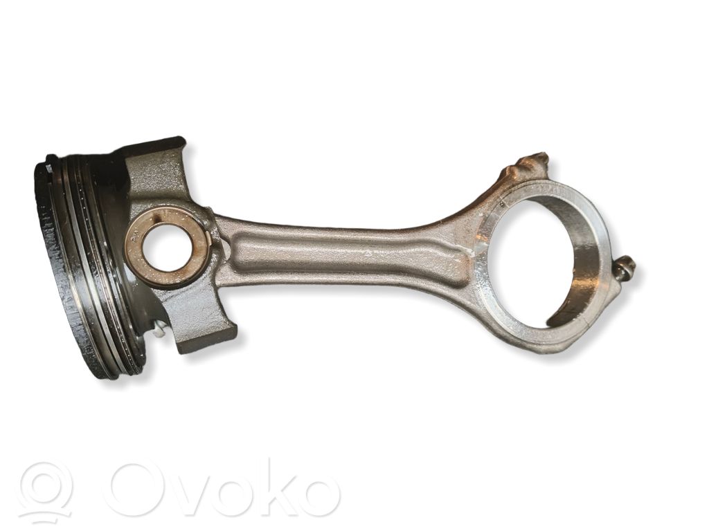Volkswagen Touareg III Piston avec bielle 