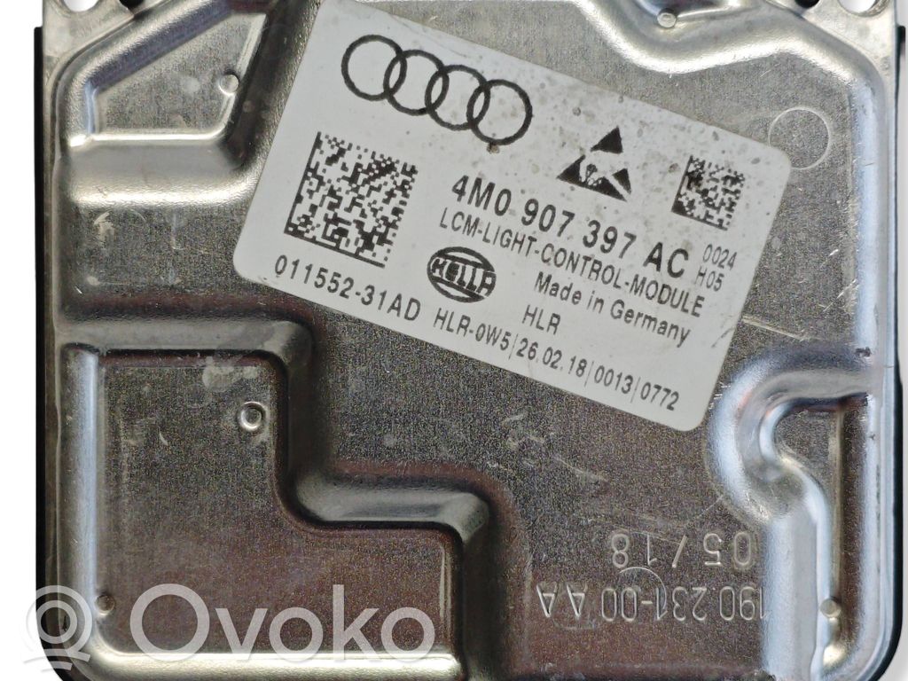 Audi Q7 4M Light module LCM 