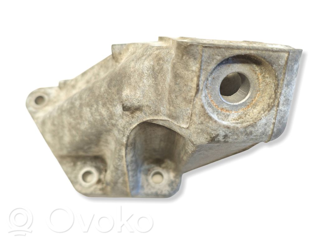BMW M5 Engine mounting bracket 