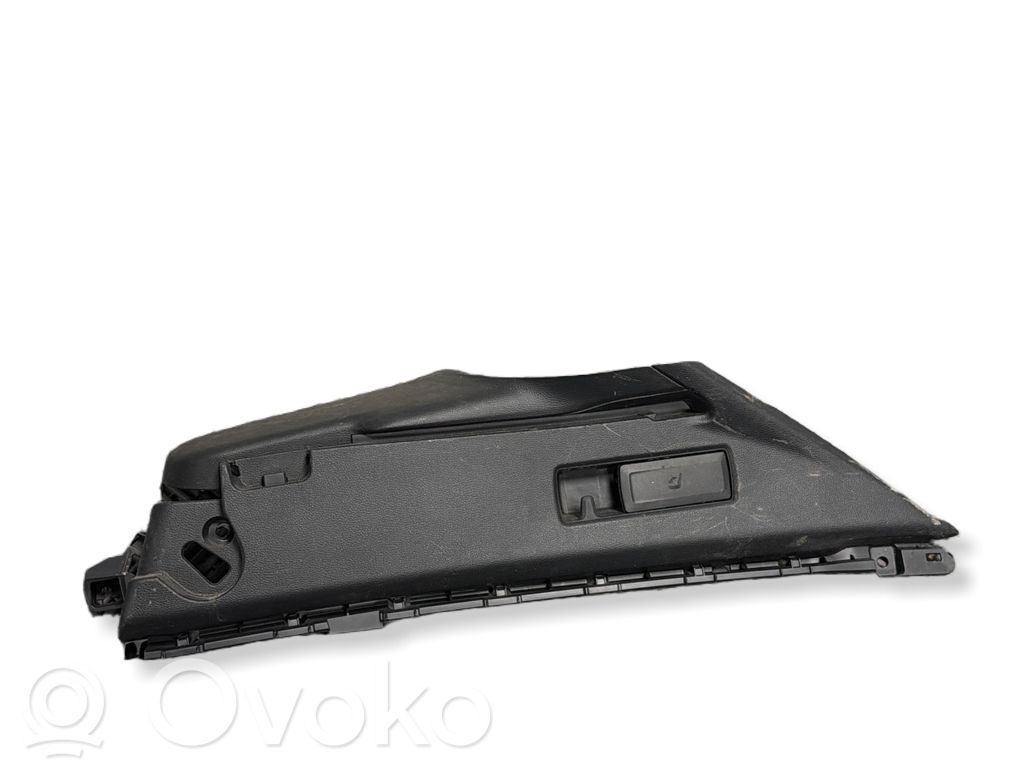 Toyota Corolla E210 E21 Šoninis apdailos skydas 