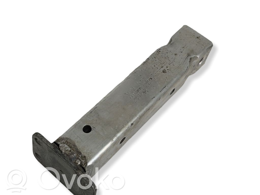 Audi Q7 4M Radiator support slam panel bracket 