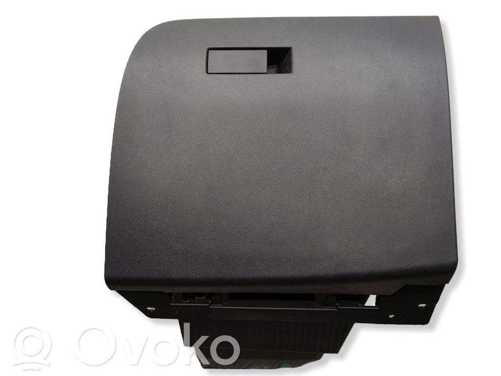 Opel Corsa F Daiktadėžės (bordačioko) komplektas 