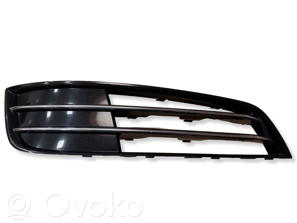 Audi A8 S8 D4 4H Apakšējais režģis (trīsdaļīgs) 
