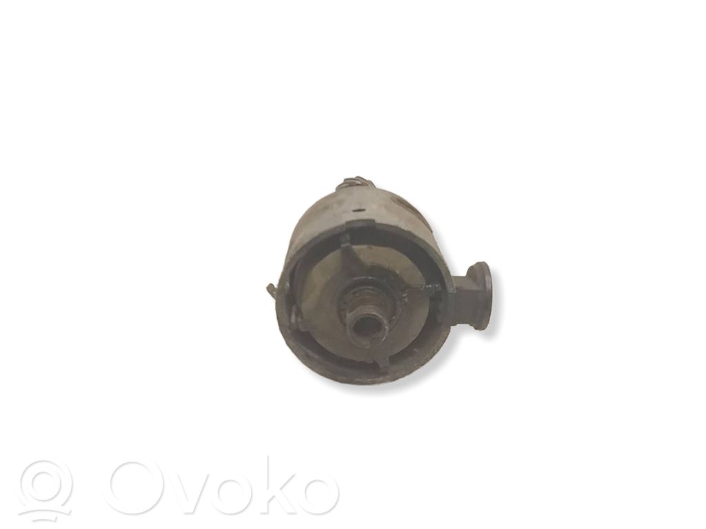 BMW 3 E30 Spark distributor 