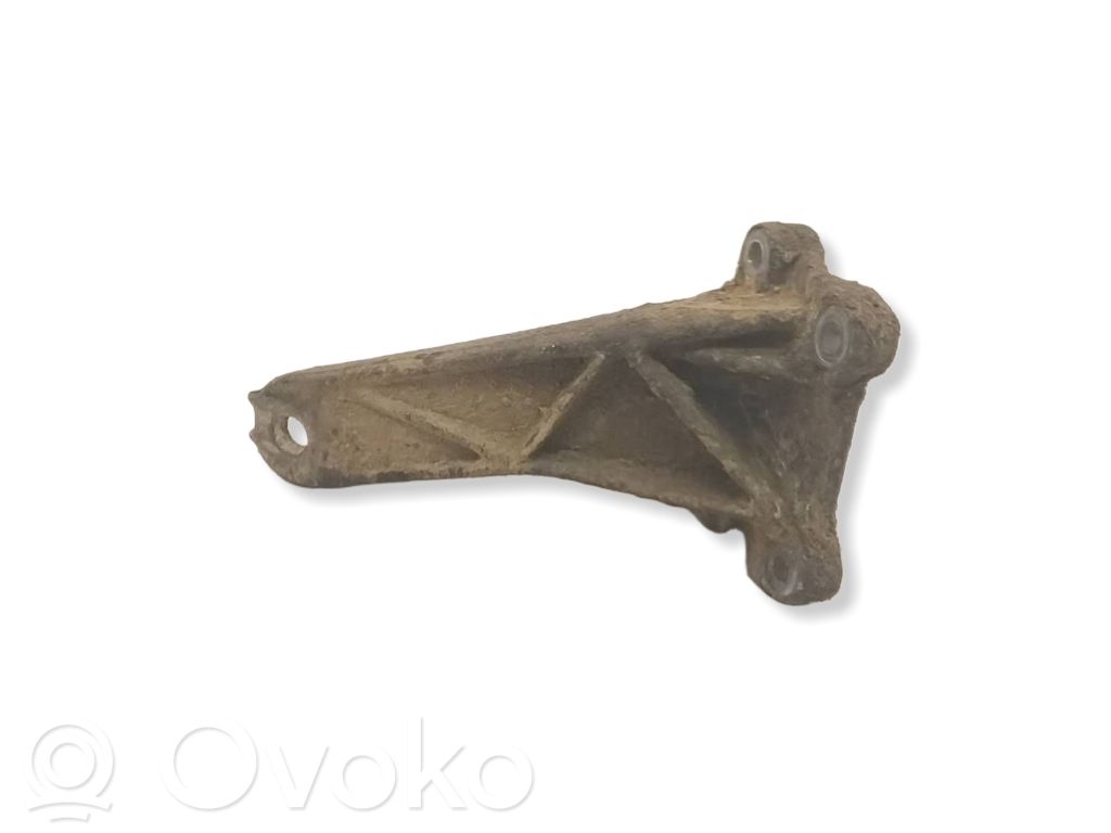 BMW 3 E30 Engine mounting bracket 