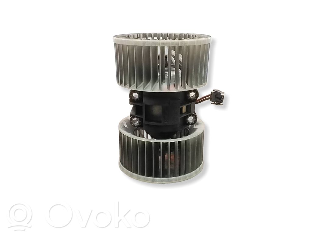 Mazā radiatora ventilators   B7521
