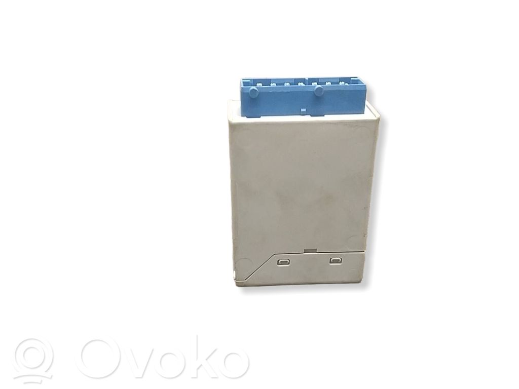 Window wiper relay   61358366381,711370