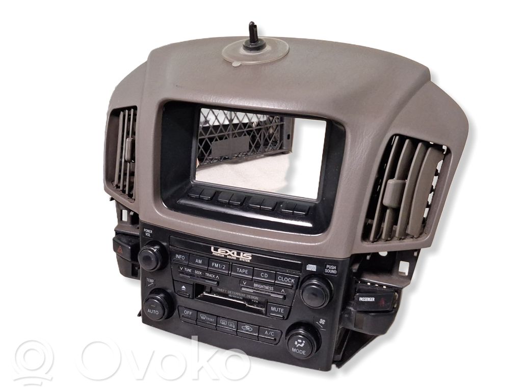 Lexus RX 300 Radio/CD/DVD/GPS head unit 
