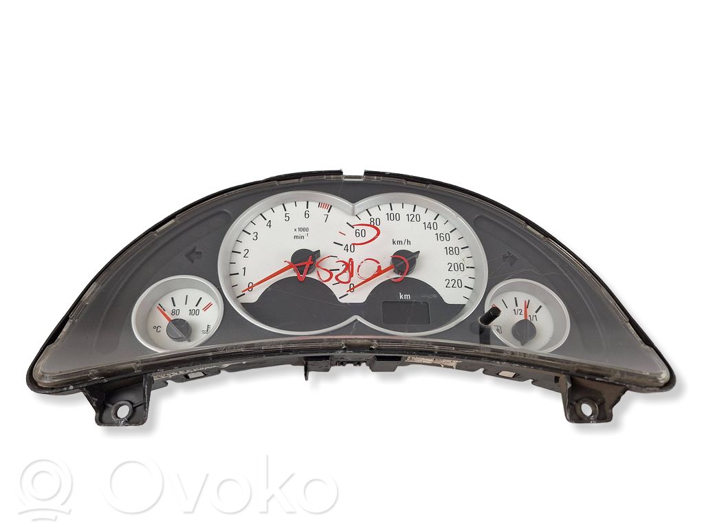 Opel Corsa C Nopeusmittari (mittaristo) 