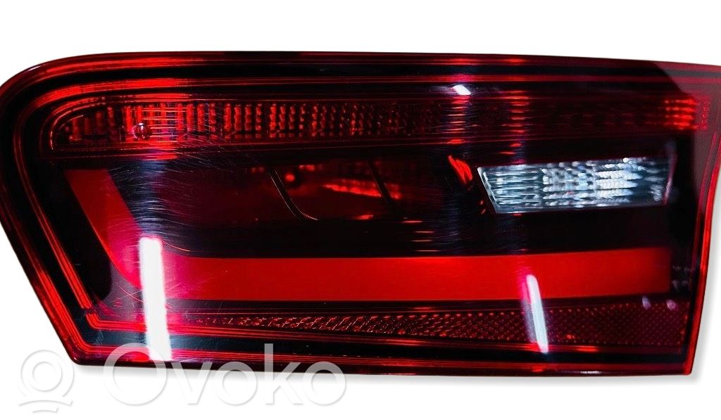 Audi A3 S3 8V Tailgate rear/tail lights 