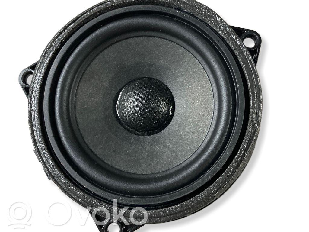BMW 4 G22 G23 G24 G26 Etuoven kaiutin 