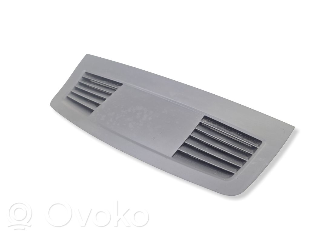 Rejilla de ventilación central del panel   7130744