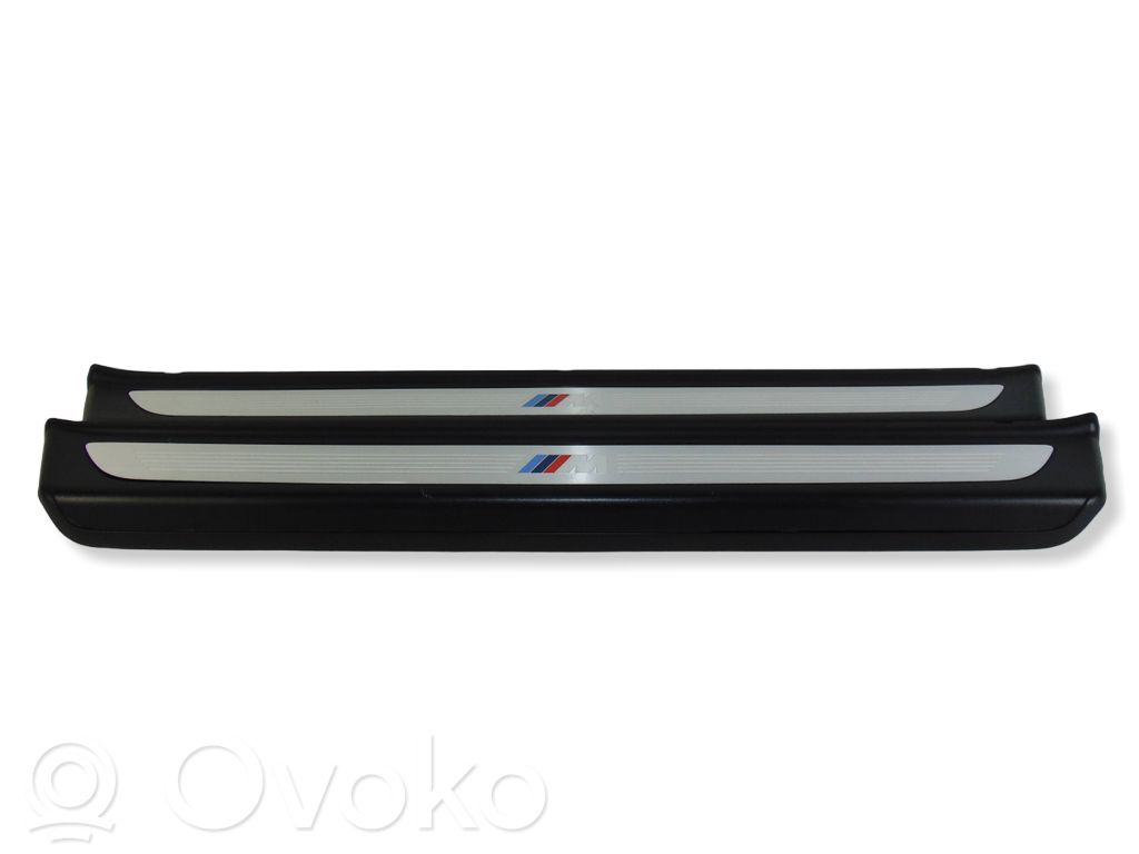 BMW 6 F12 F13 Zestaw listew progowych (wewnętrznych) 