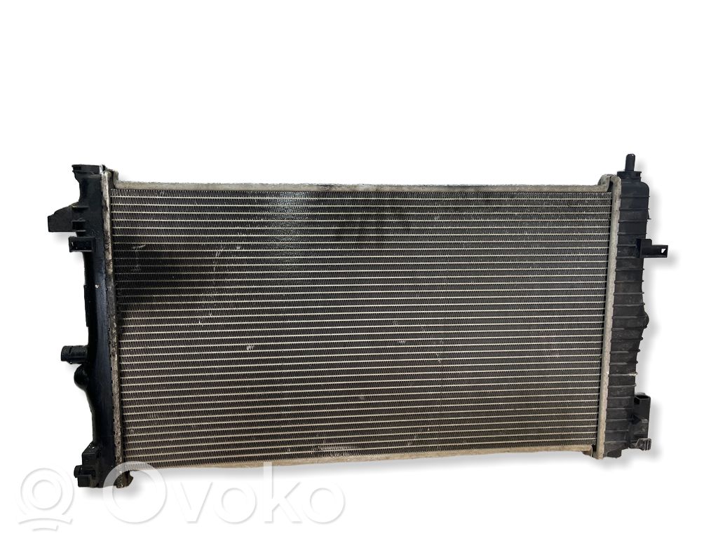 Opel Insignia A Coolant radiator 