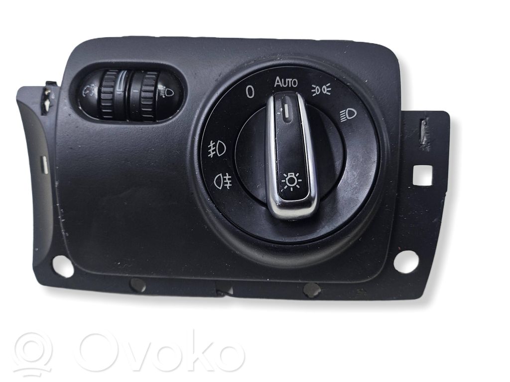 Volkswagen Golf V Interruptor de luz 