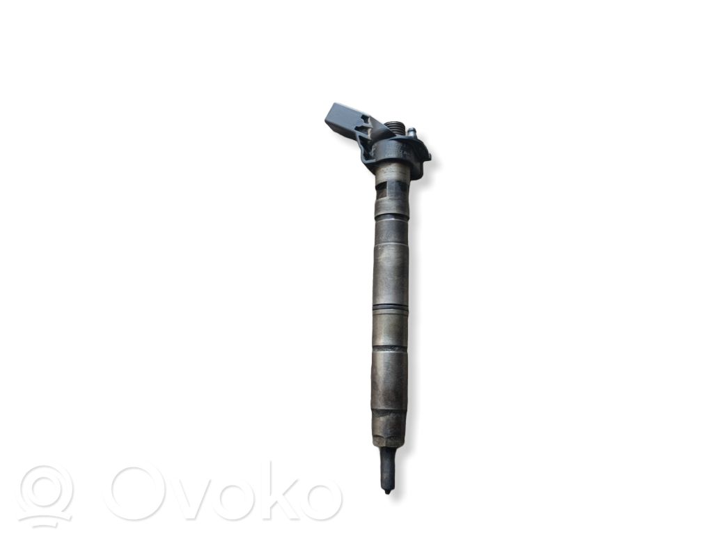 Audi A6 S6 C6 4F Fuel injector 