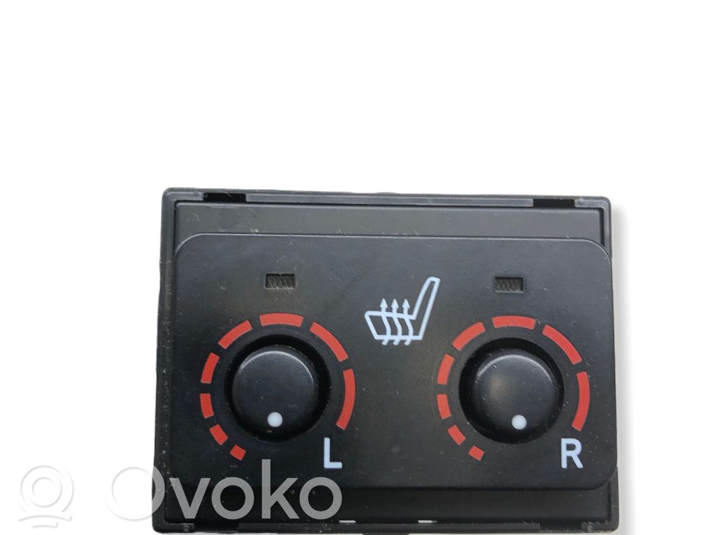 Lexus RX 330 - 350 - 400H Interruptor de calefacción del asiento 
