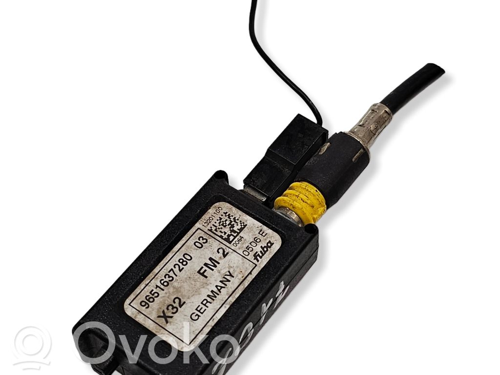 Citroen C5 Pystyantennivahvistin 