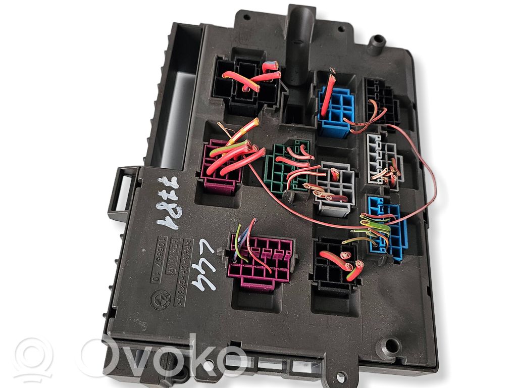 BMW 3 E90 E91 Fuse module 