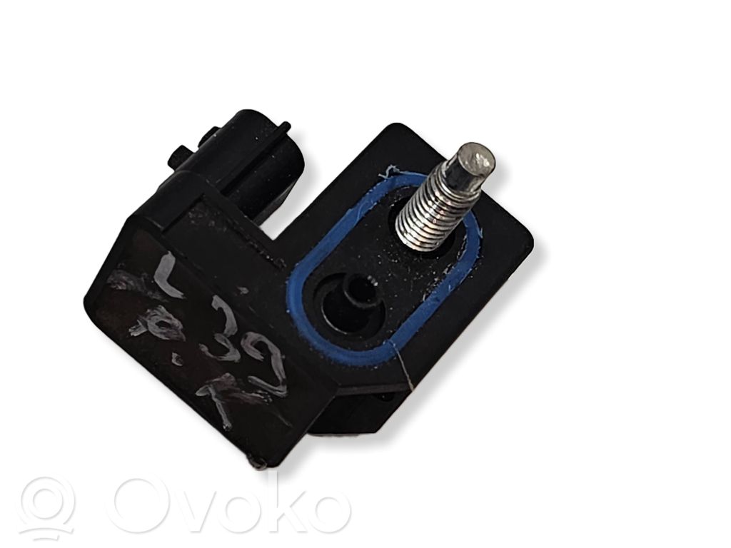 Renault Laguna III Airbagsensor Crashsensor Drucksensor 