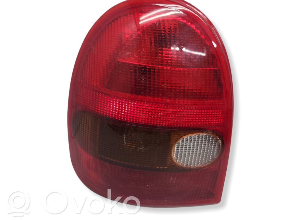 Opel Corsa C Luci posteriori 