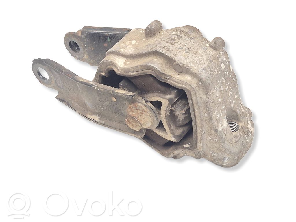 Engine mount bracket   F7021101
