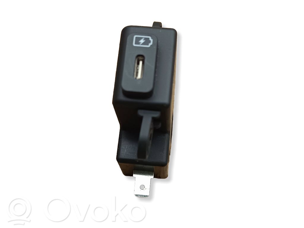 KIA EV6 Разъем USB 