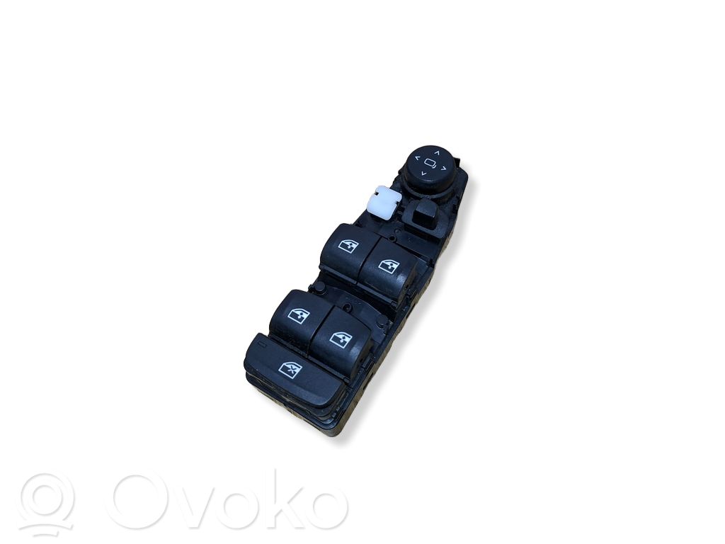 BMW 5 G30 G31 G38 Przyciski szyb 