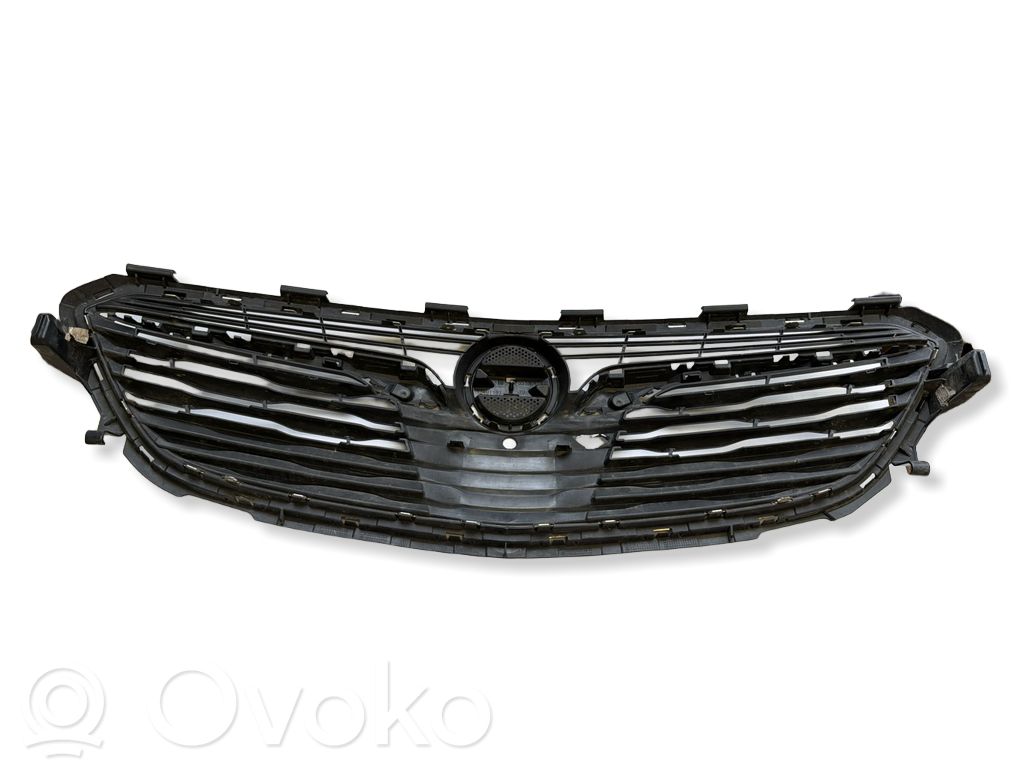 Opel Insignia B Front bumper upper radiator grill 