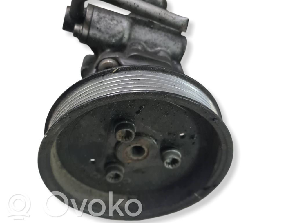 Audi A4 S4 B8 8K Ohjaustehostimen pumppu 