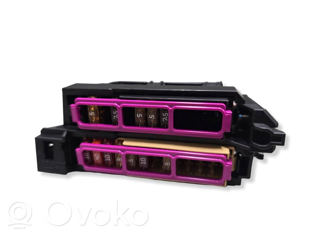 Audi A6 S6 C7 4G Fuse module 