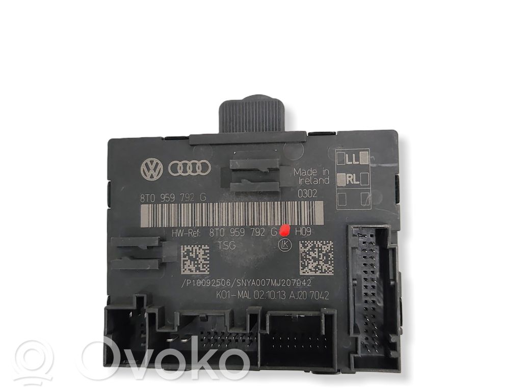 Audi A5 8T 8F Door control unit/module 