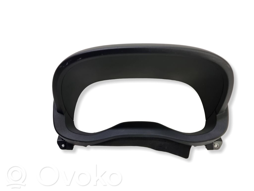 Toyota Yaris Cross Element deski rozdzielczej 