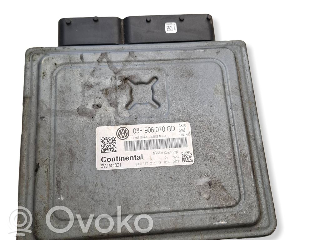 Volkswagen Polo V 6R Engine control unit/module 