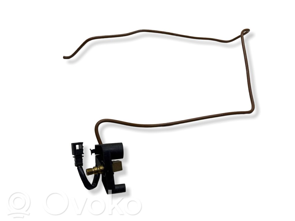 Volkswagen Touareg I Vacuum valve 