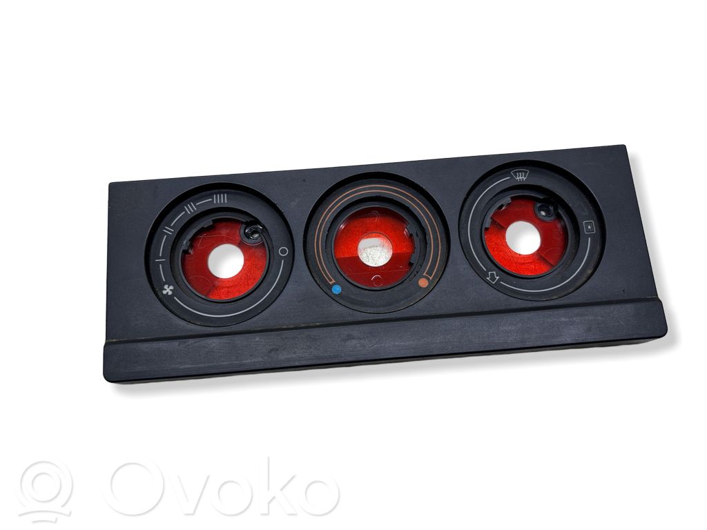 Audi 80 90 B3 Climate control unit 