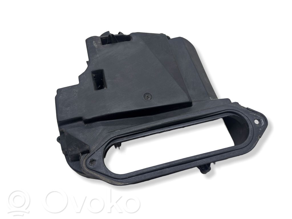 Audi A4 S4 B5 8D Fuse box cover 