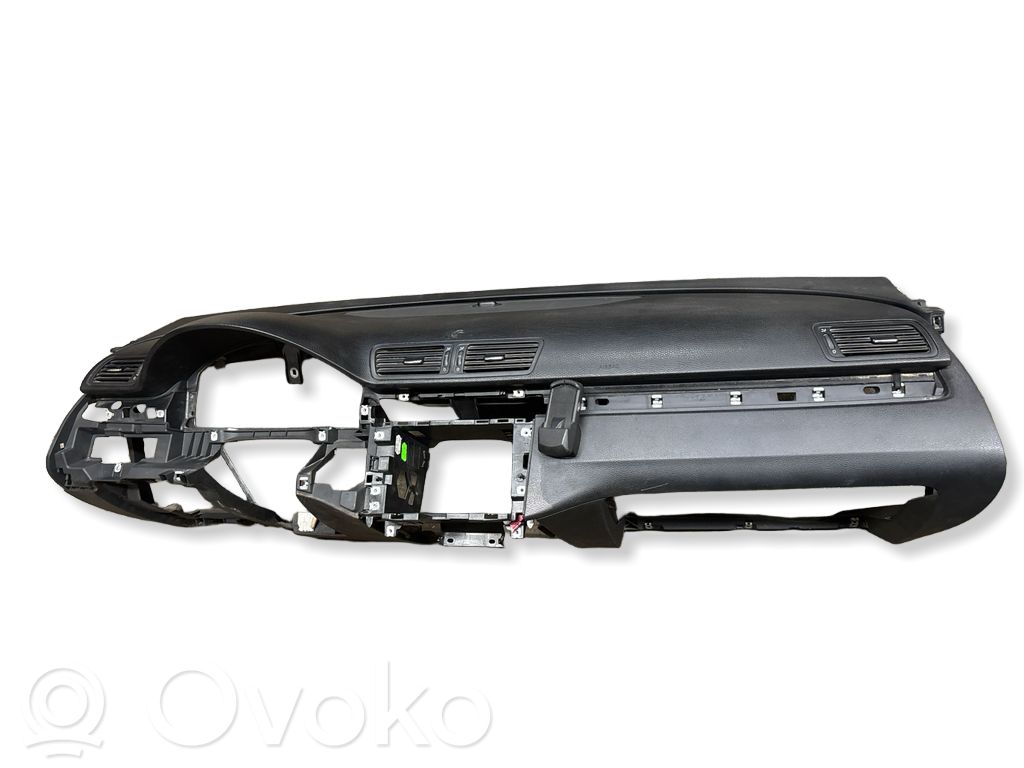 Volkswagen PASSAT B6 Panel de instrumentos 