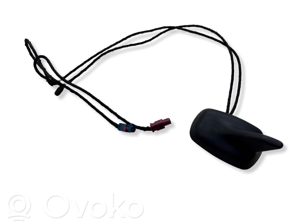 Audi Q7 4L GPS-pystyantenni 