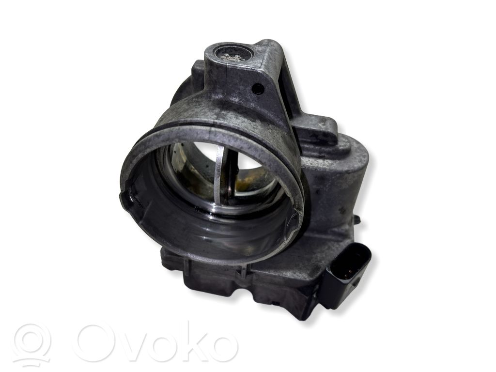 Audi A4 S4 B7 8E 8H Droselinė sklendė 