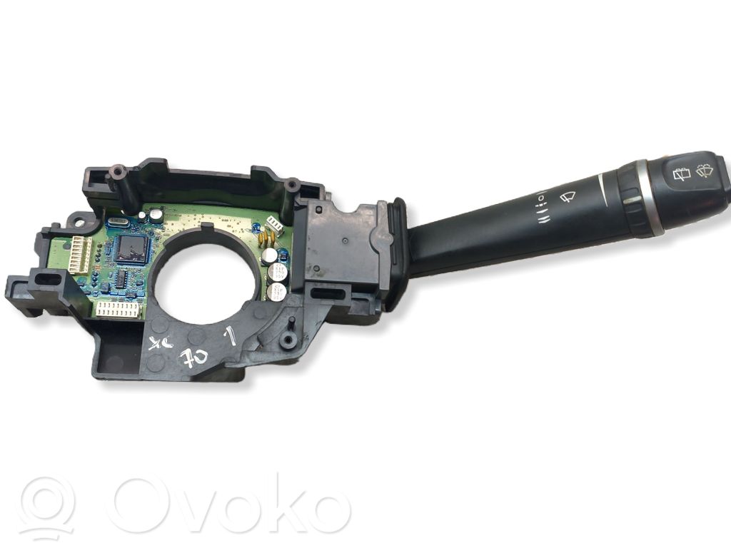 Volvo XC70 Wiper control stalk 