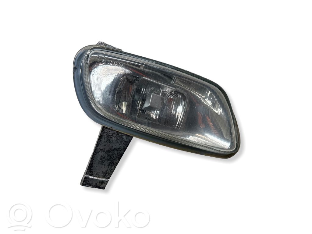 Światło przeciwmgłowe przednie   6205P1,025706,66918940,635186