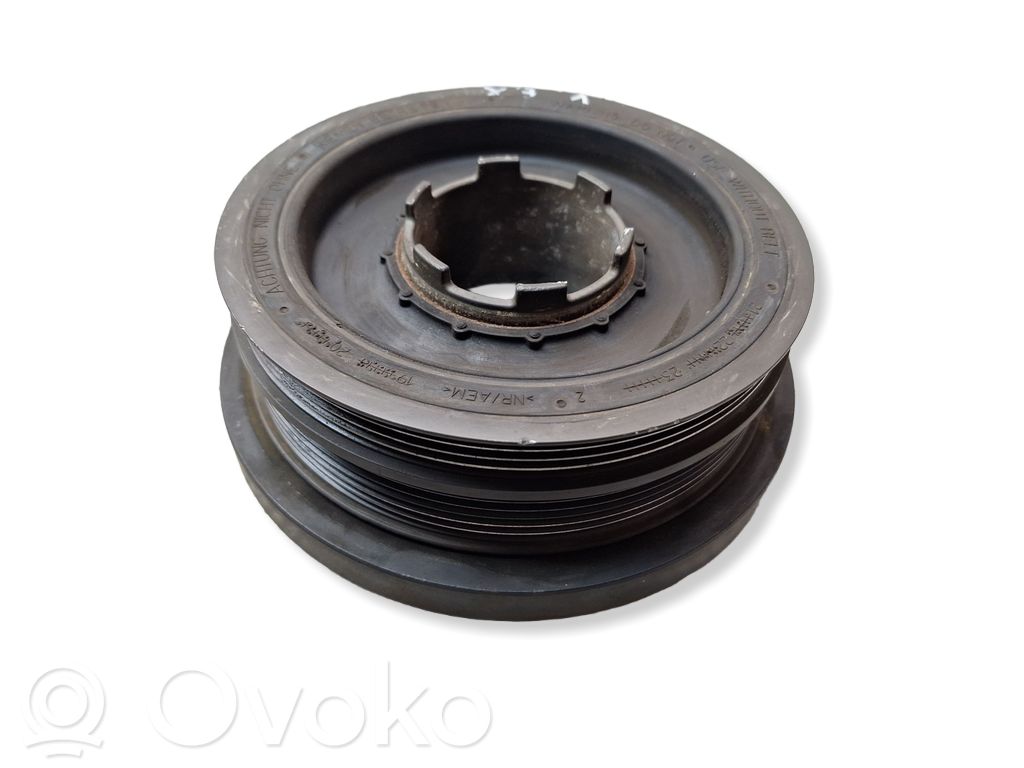 BMW X3 E83 Crankshaft pulley 