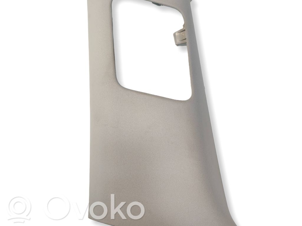 Tesla Model 3 Pilar (B) (inferior) 