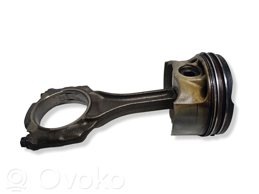 BMW 7 F01 F02 F03 F04 Piston with connecting rod 
