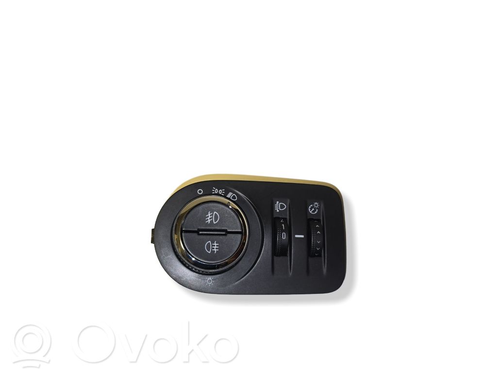 Opel Corsa E Light switch 