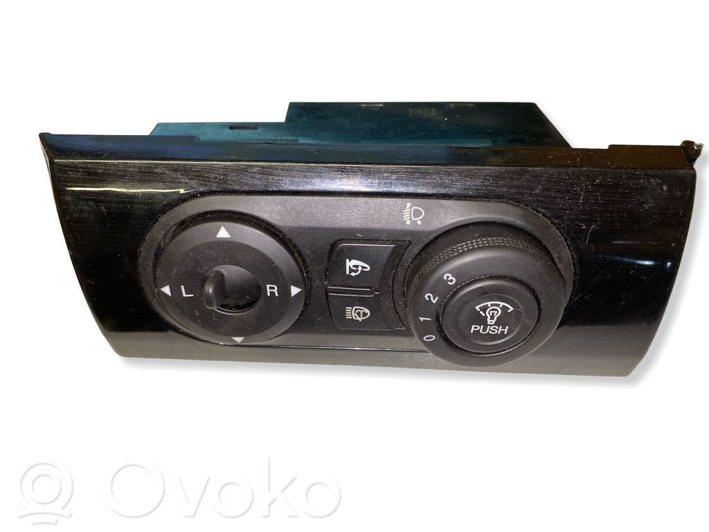 Chevrolet Captiva Headlight washer switch 