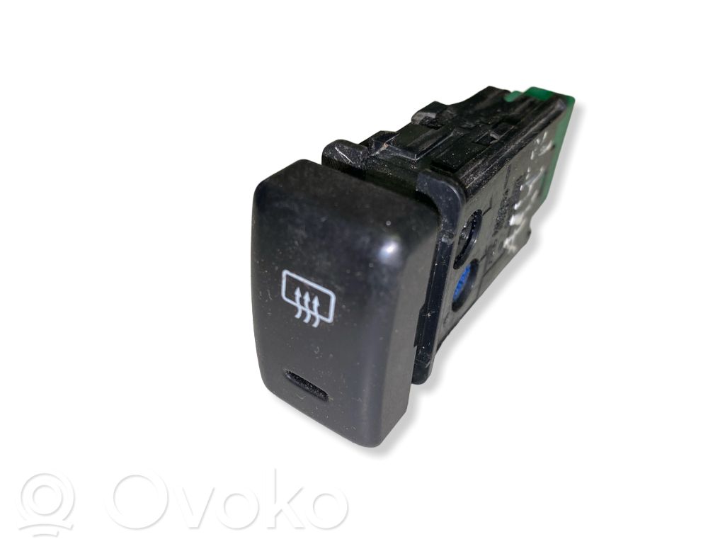 Windscreen/window heater switch   M16334